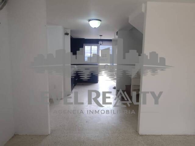 #0065 - Towhouse para Venta en Maracaibo - V - 3