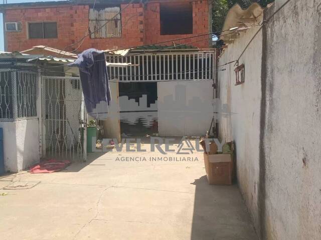 #0072 - Casa para Venta en Maracaibo - V